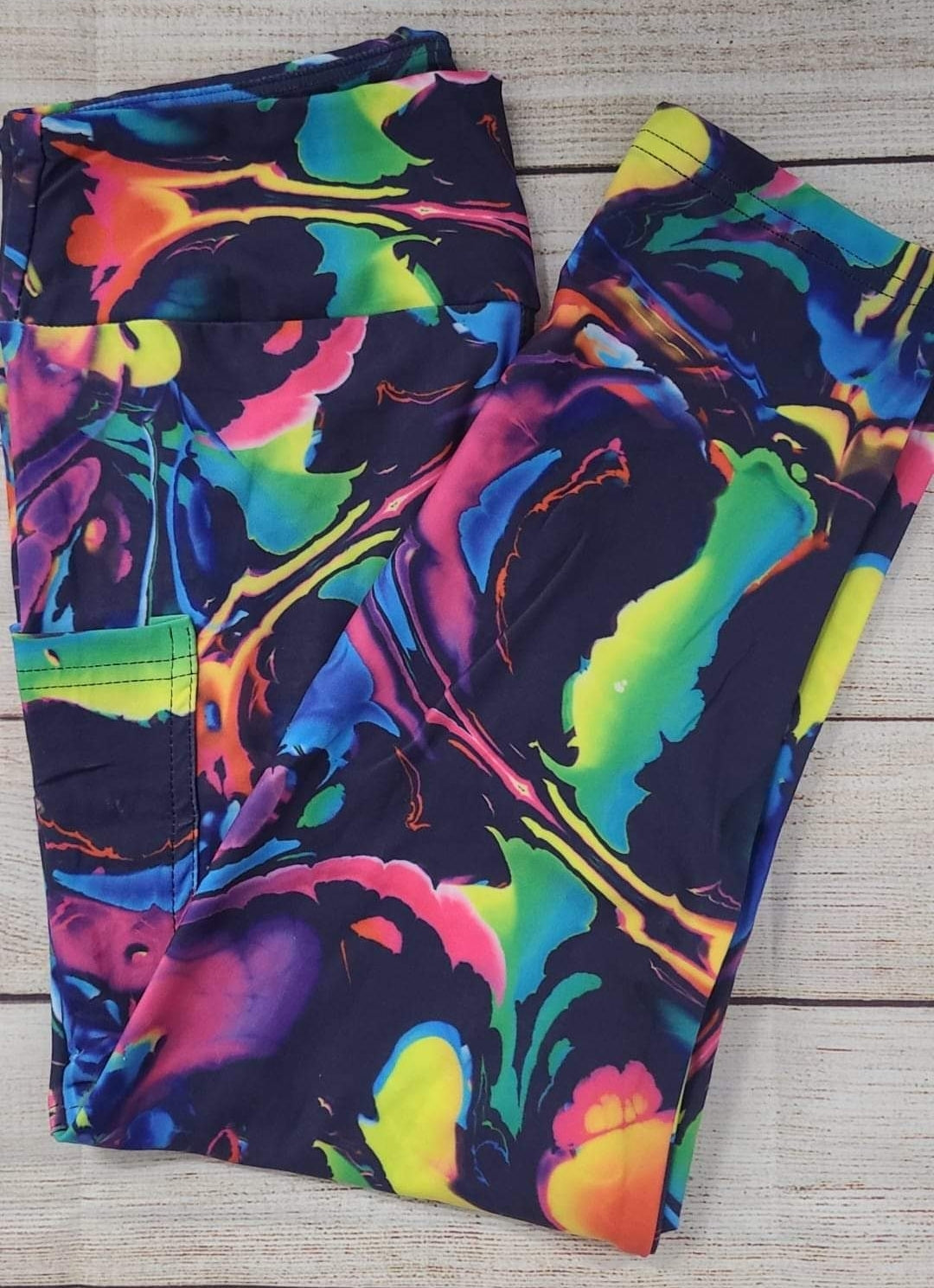 Colorgasm leggings and capris with pockets