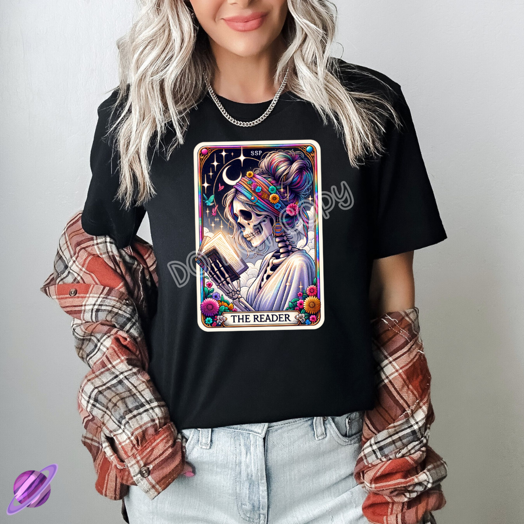 THE READER 2 TEE