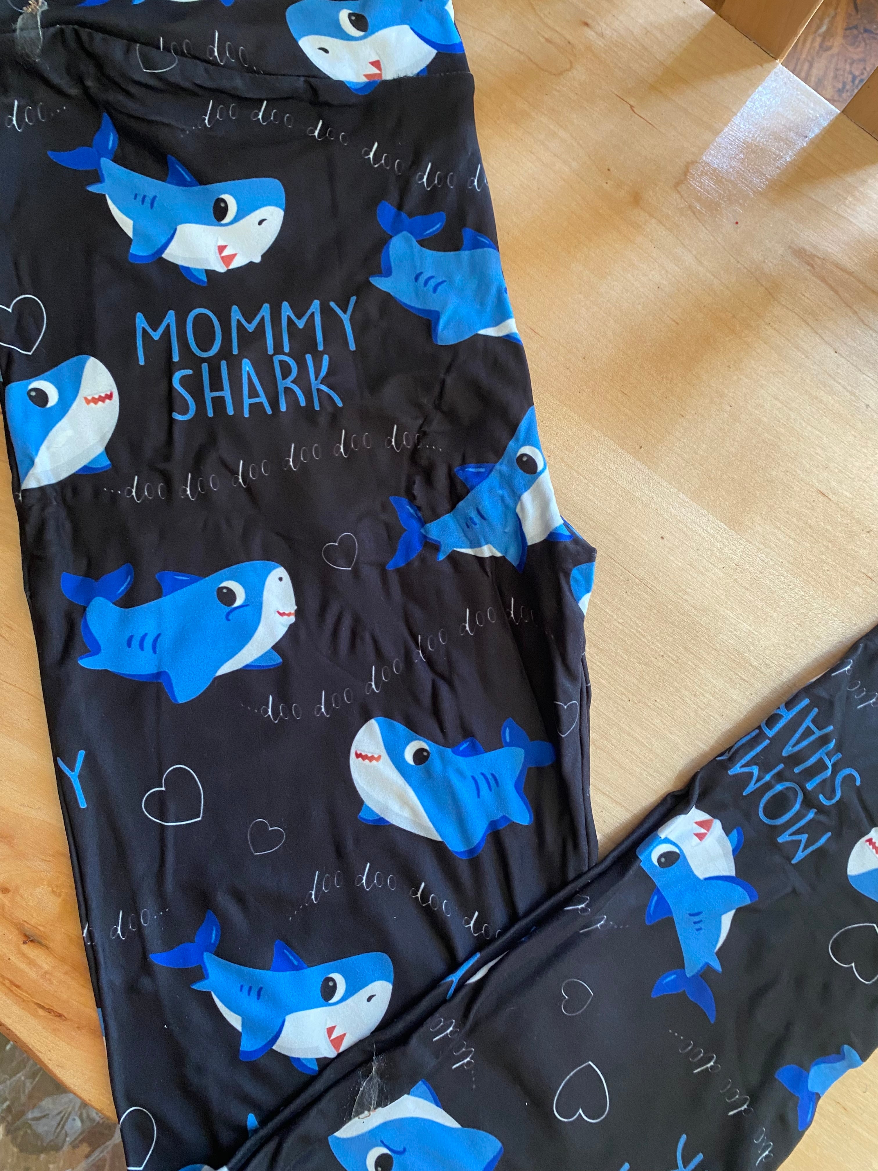 Mommy shark os leggings