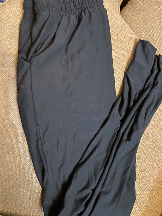 Solid  black l/xl loungers