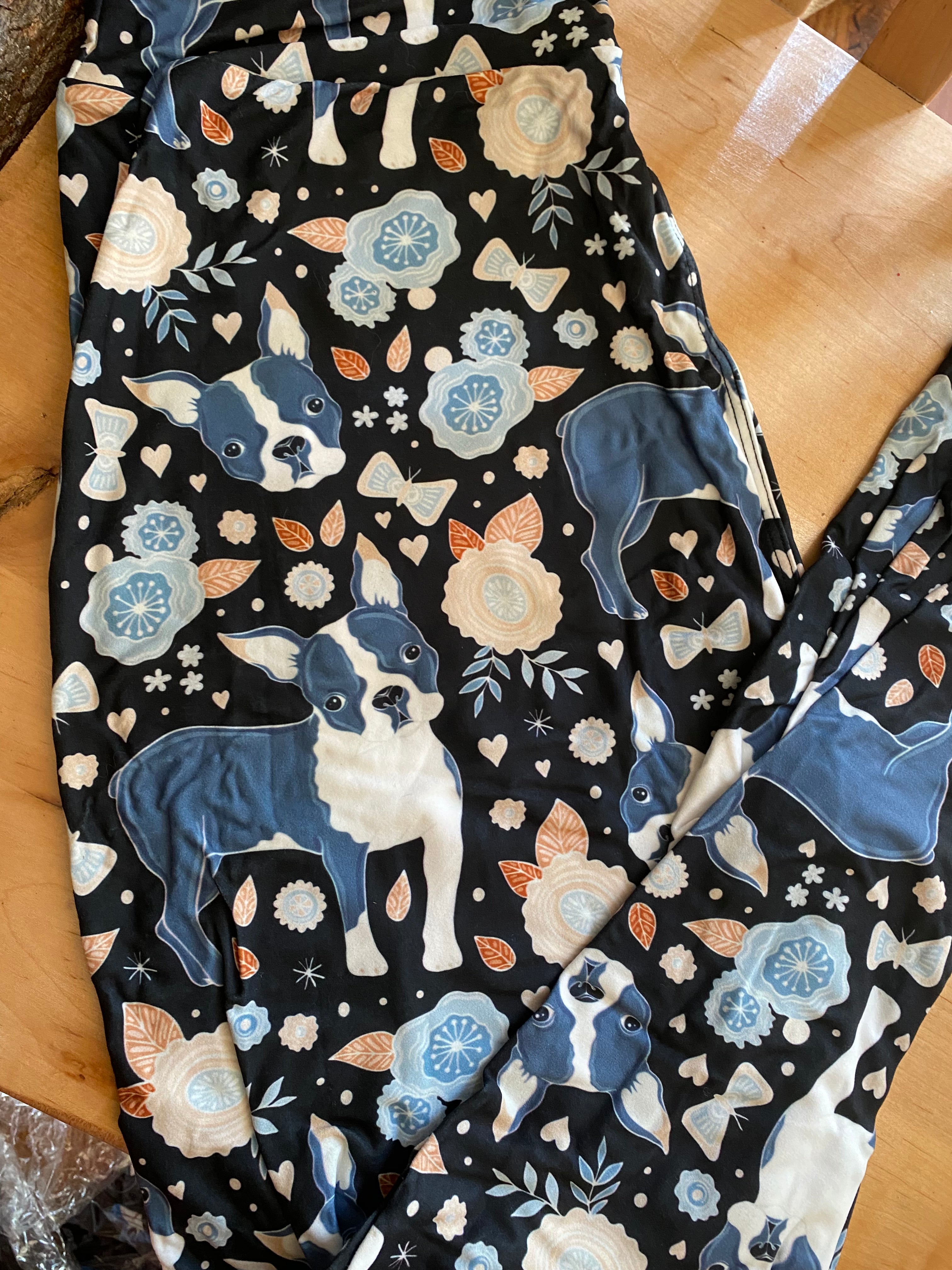 Boston dogs  tc leggings