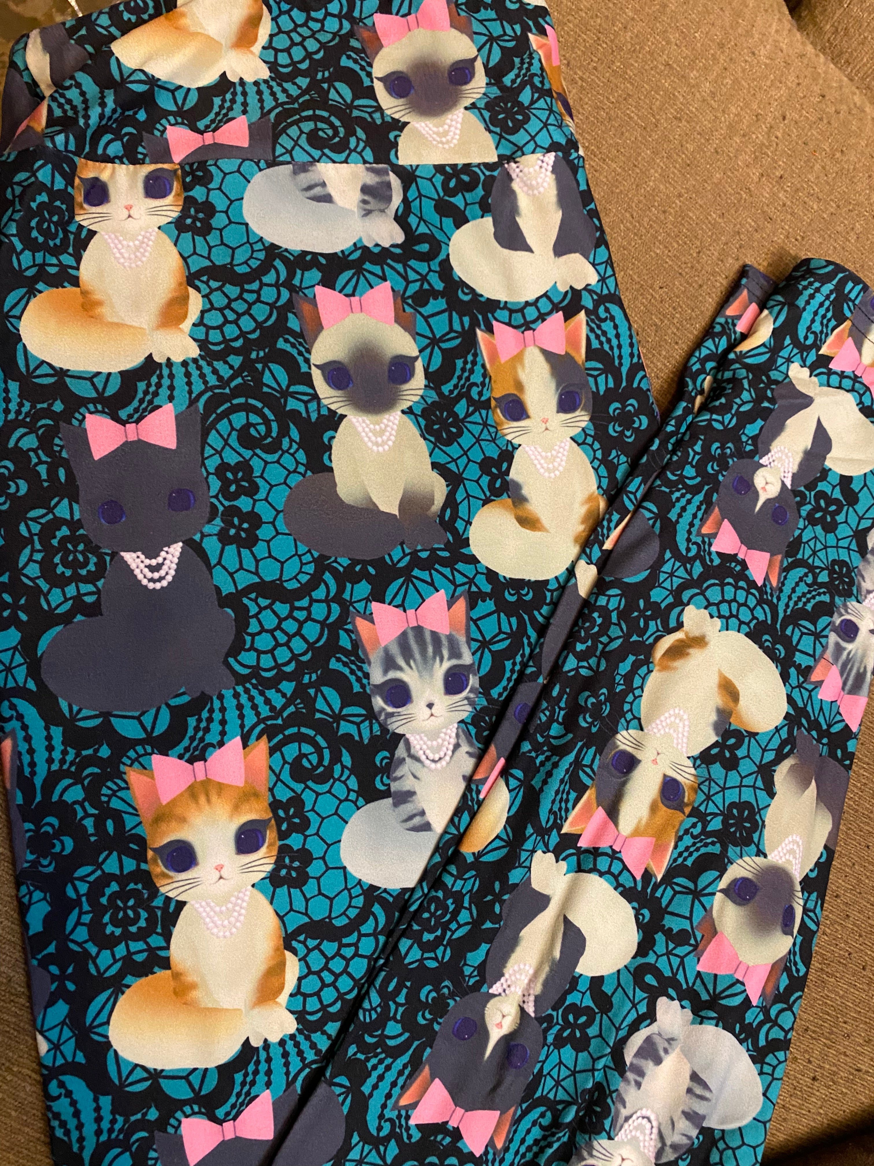 Pretty kitty leggings