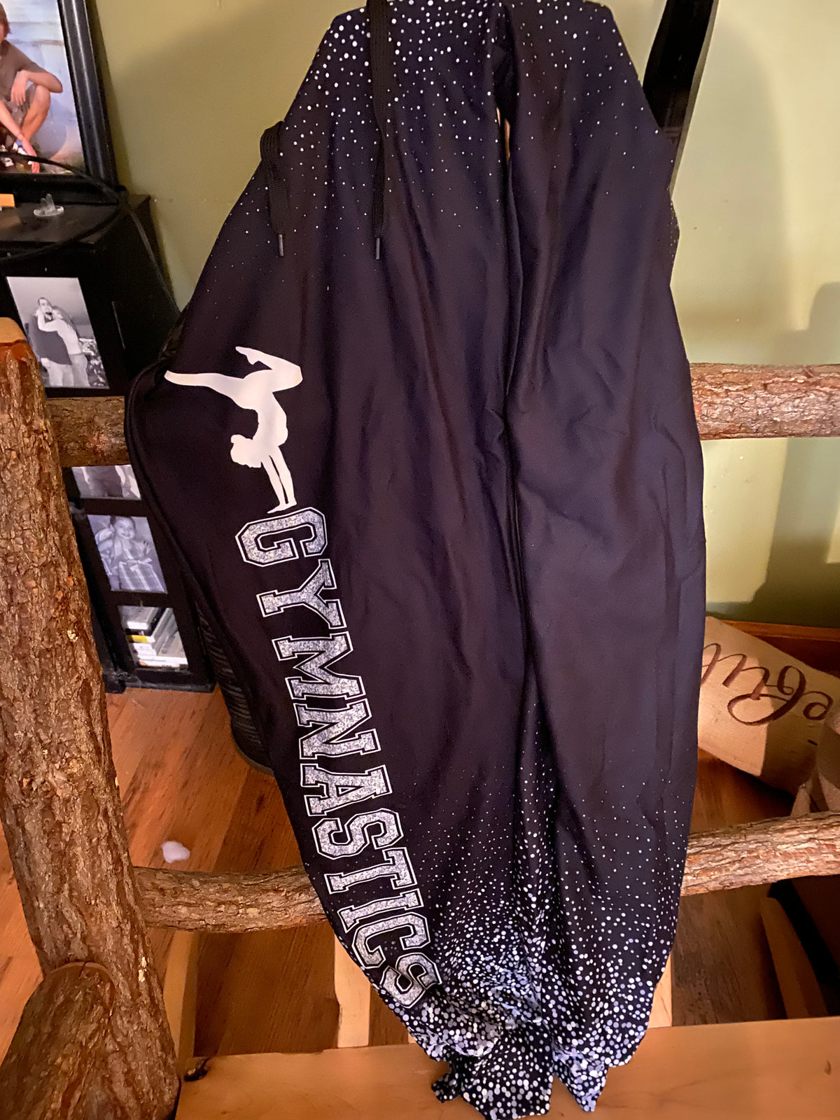 Gymnastics l/xl joggers