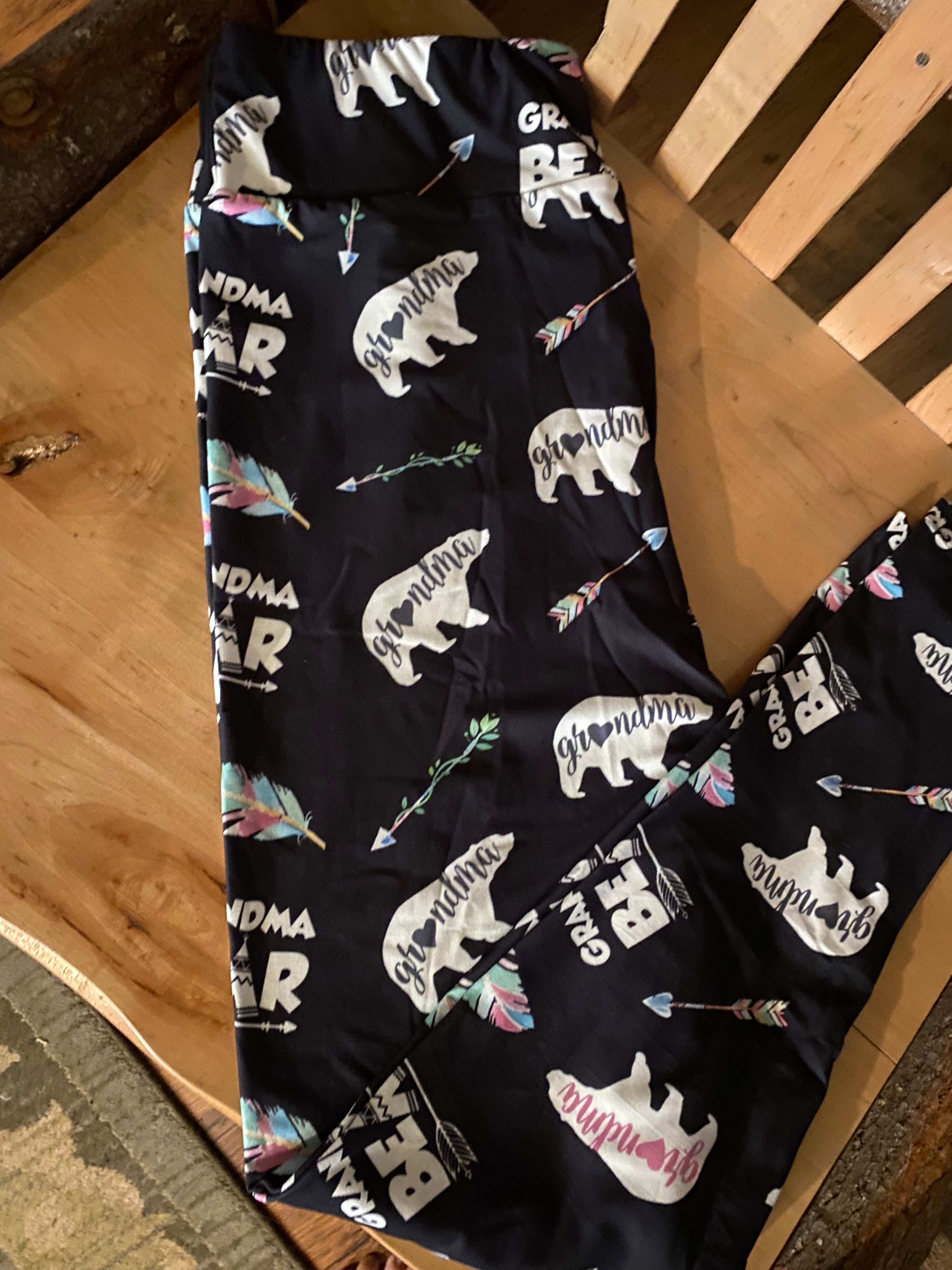 Grandma bear tc leggings