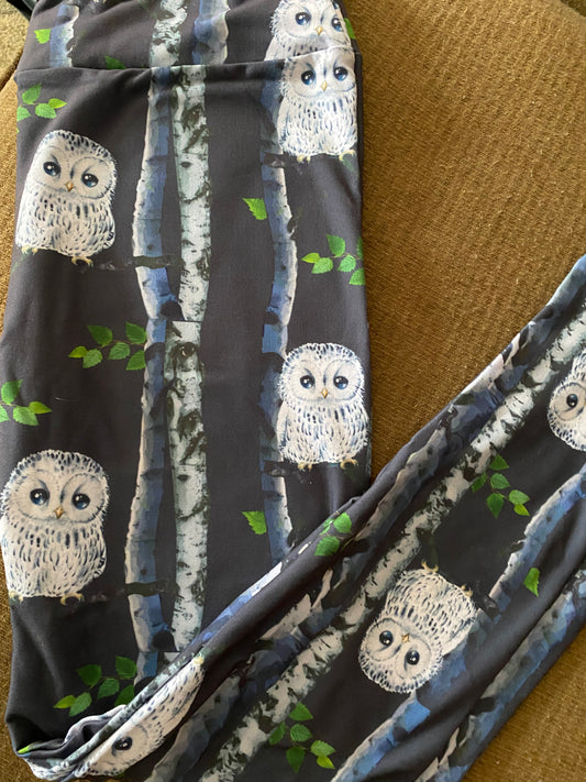 White owls os leggings