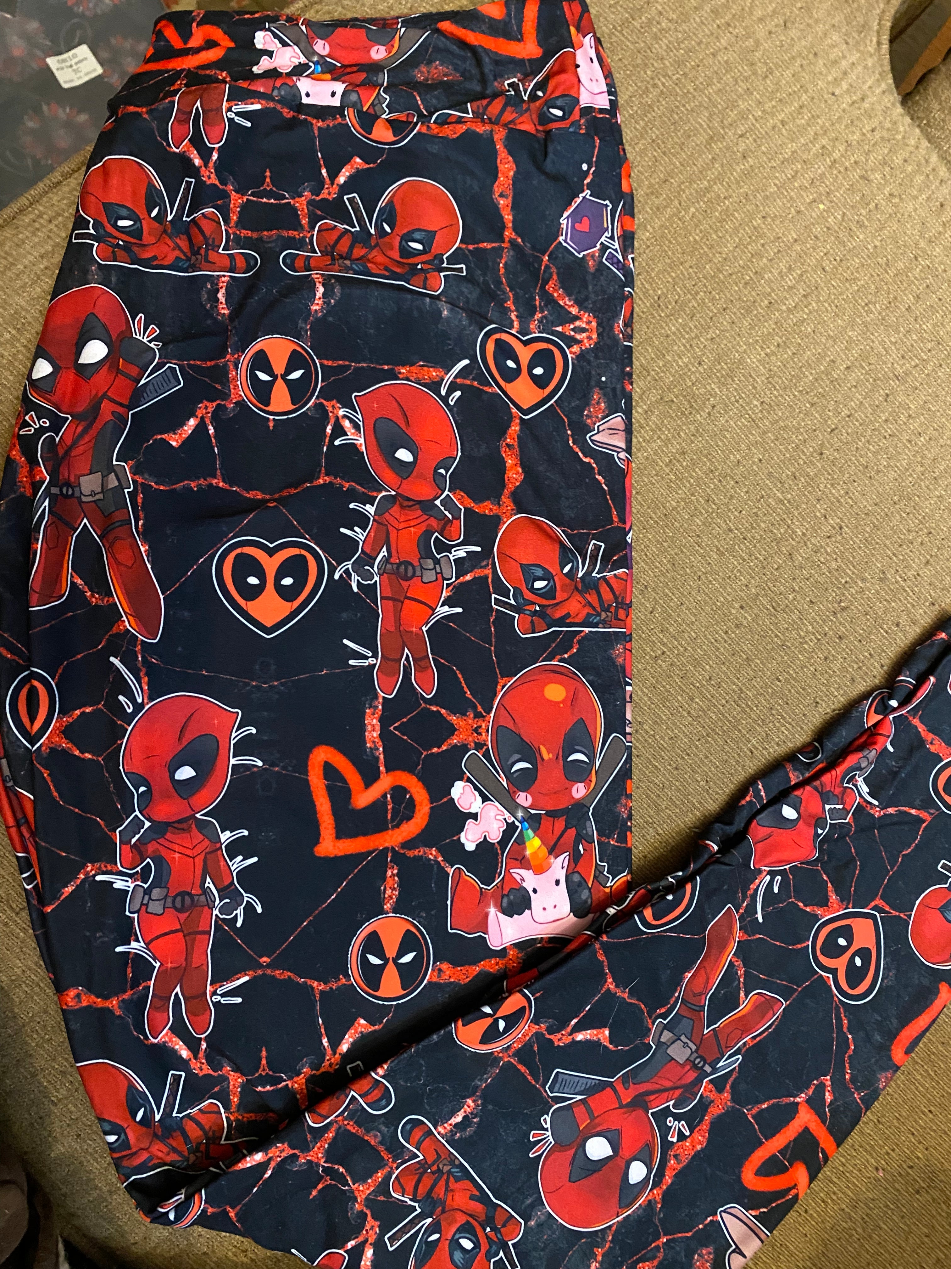 Anti hero tc leggings