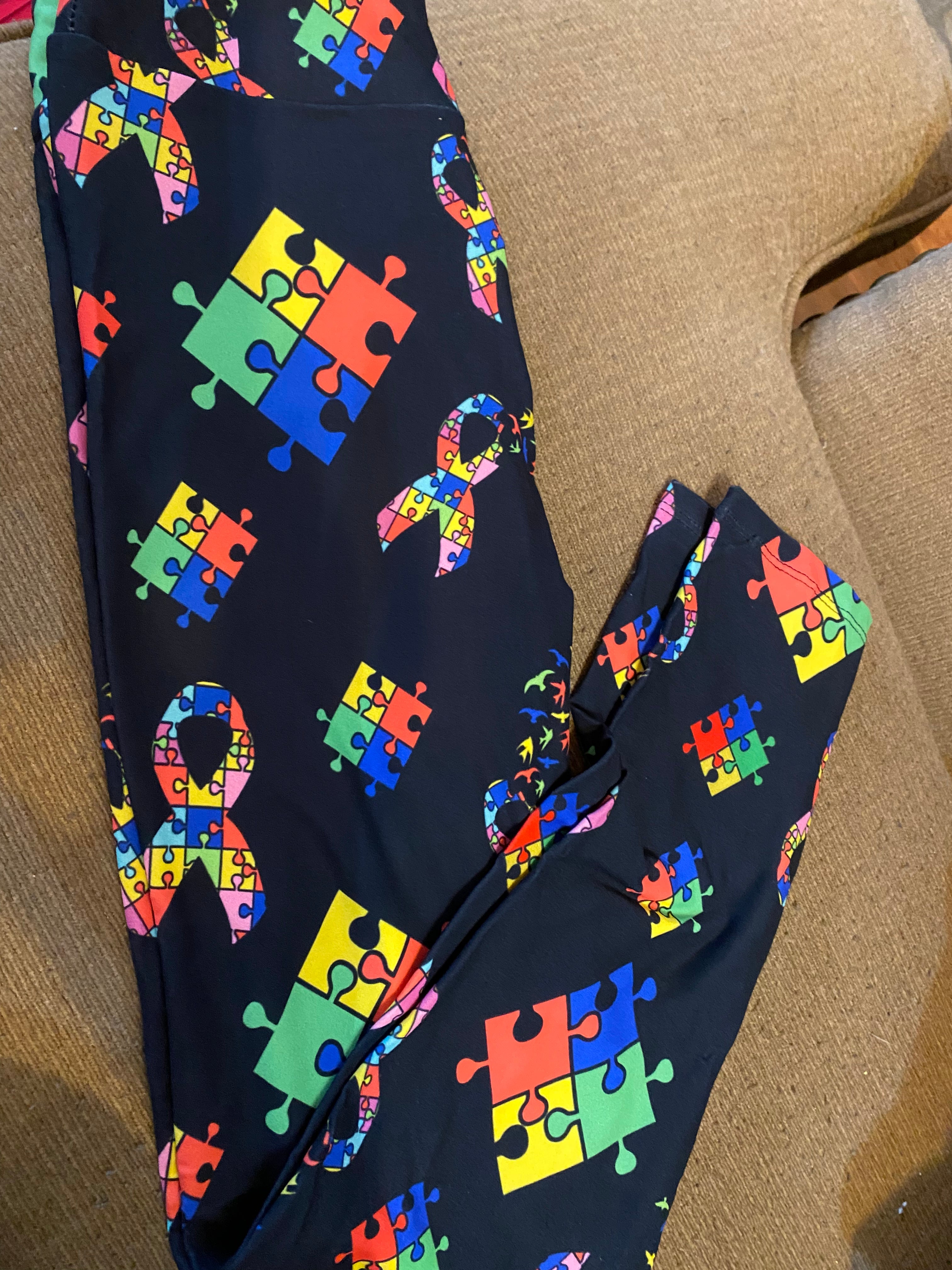 Autism puzzles Kids l/xl leggings