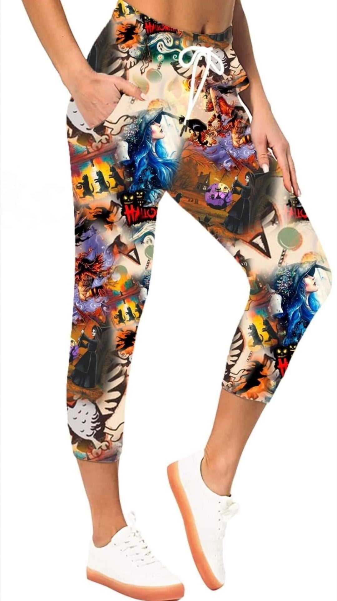 Witchy World leggings with pockets